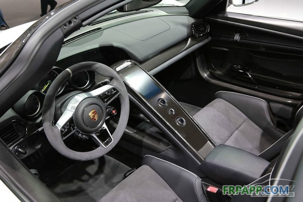 保時捷918 車身結構采用樹脂傳遞模塑成型復合材料-復材應用網